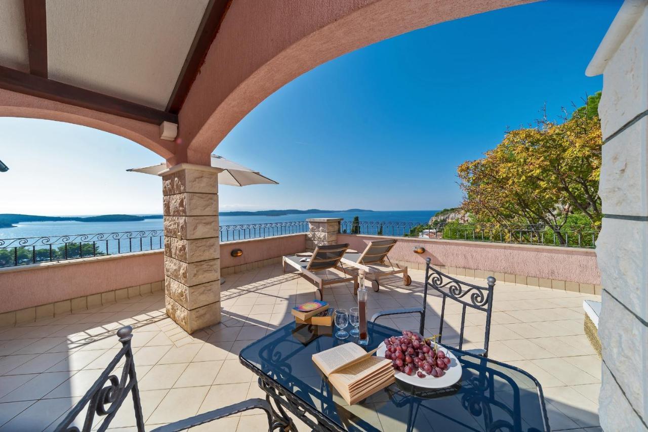 חוואר Hvar Boutique Villas - Villa Terra Rossa מראה חיצוני תמונה